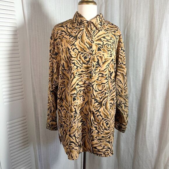 Style Exchange | Women’s | Blouses | M | Vintage Abstract Sandstorm Button Down - Picture 1 of 5